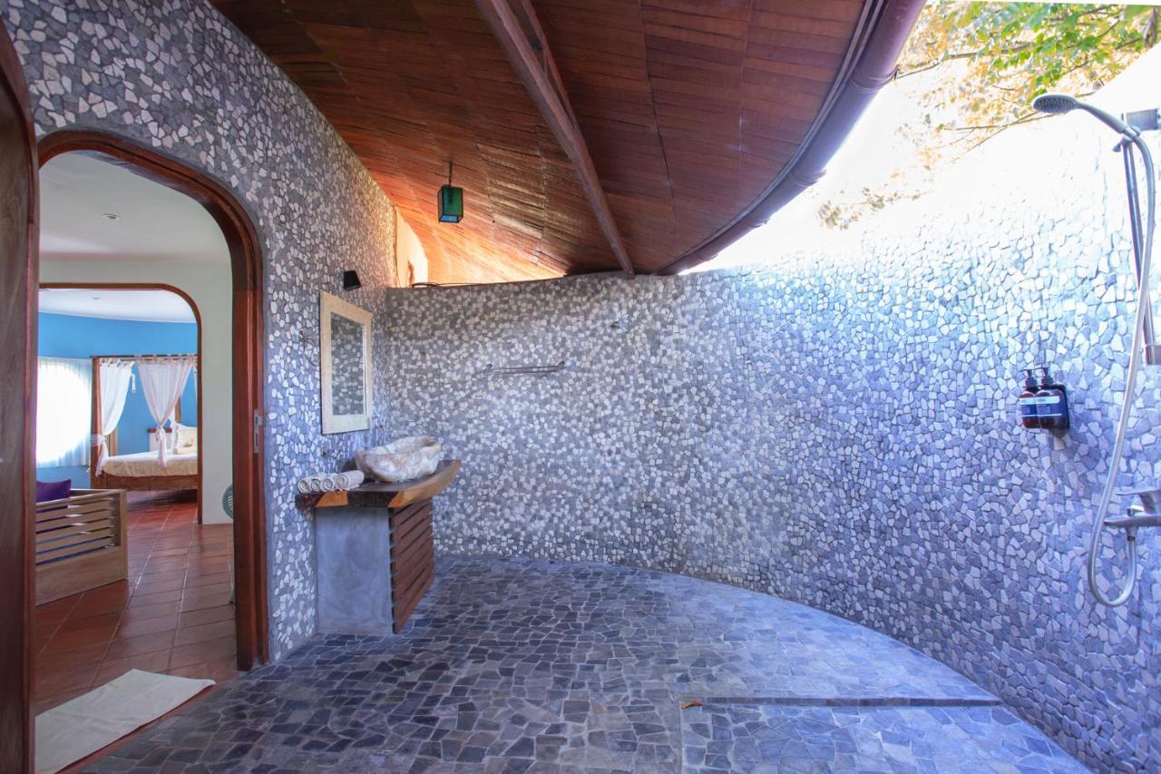 Whales And Waves Hotell Lemonga Exteriör bild