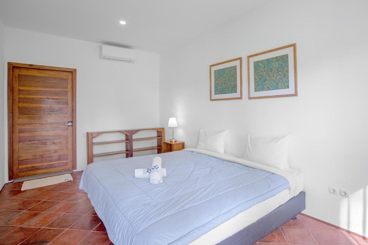 Whales And Waves Hotell Lemonga Exteriör bild